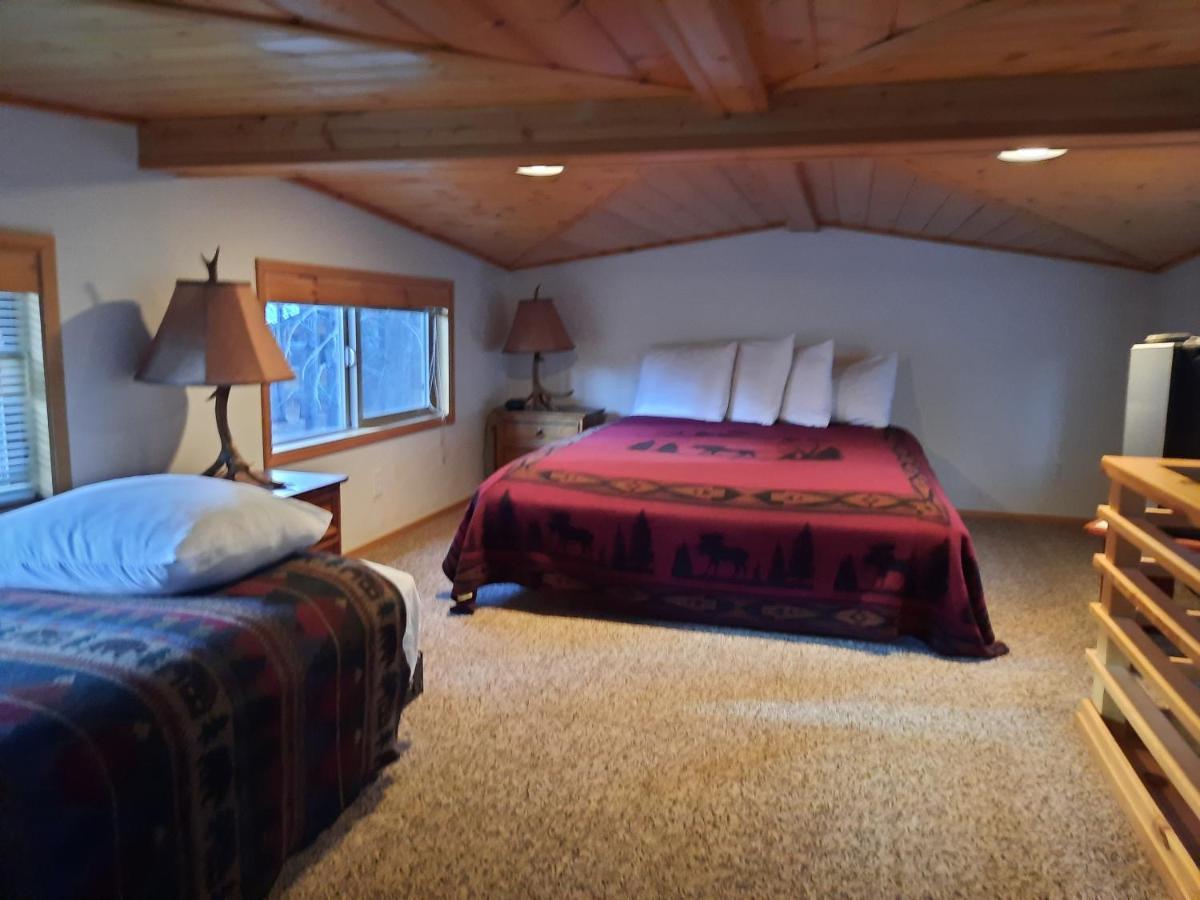 Willamette Pass Inn & Chalets Odell Lake Exteriér fotografie